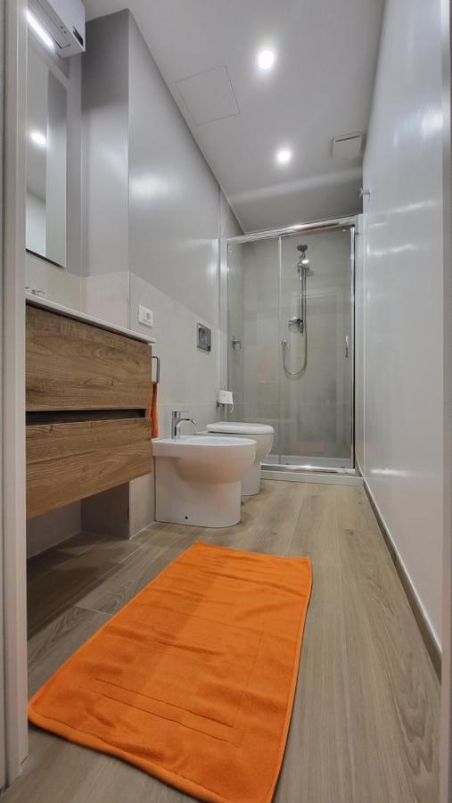 Casa Volsci, 2 Camere 2 Bagni, Roma Centro Kültér fotó